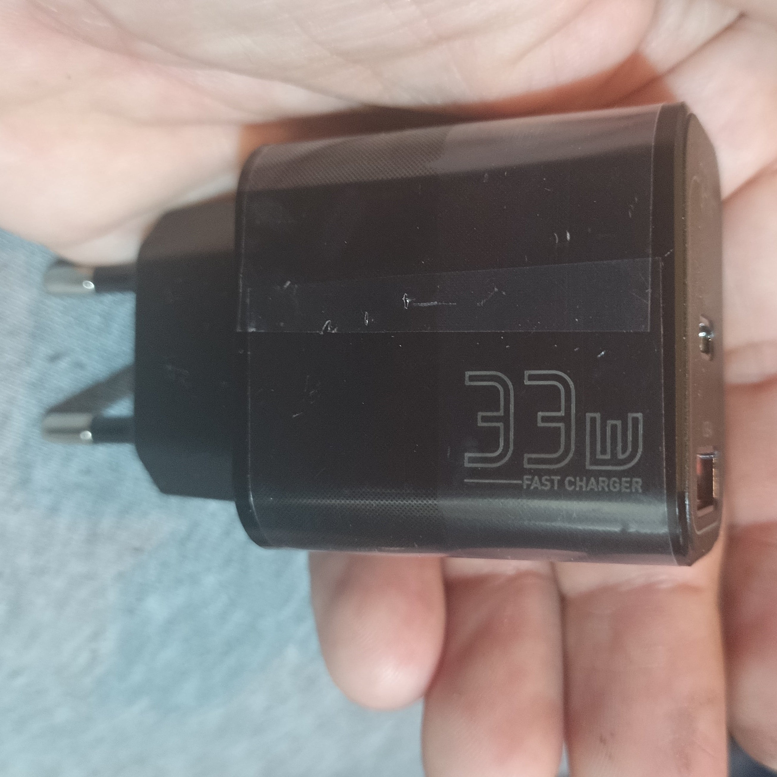 charjeur 33 W