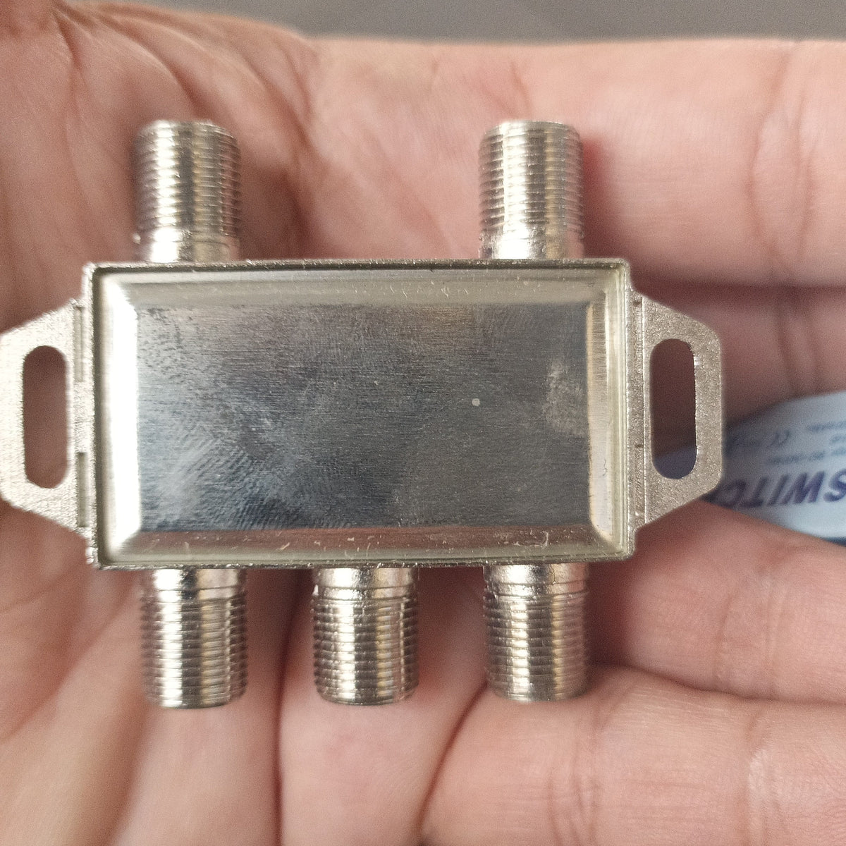 Switch 4 Port