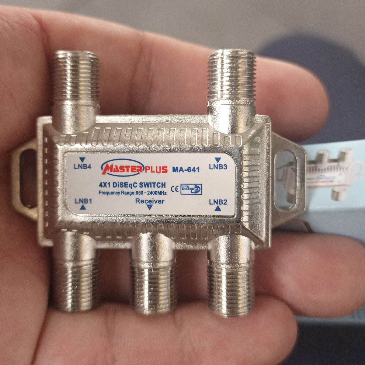 Switch 4 Port